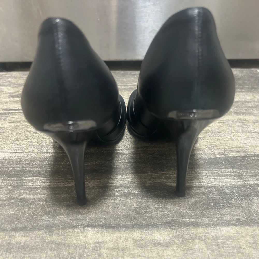 Burberry Black Leather Heels - Picture 8 of 13